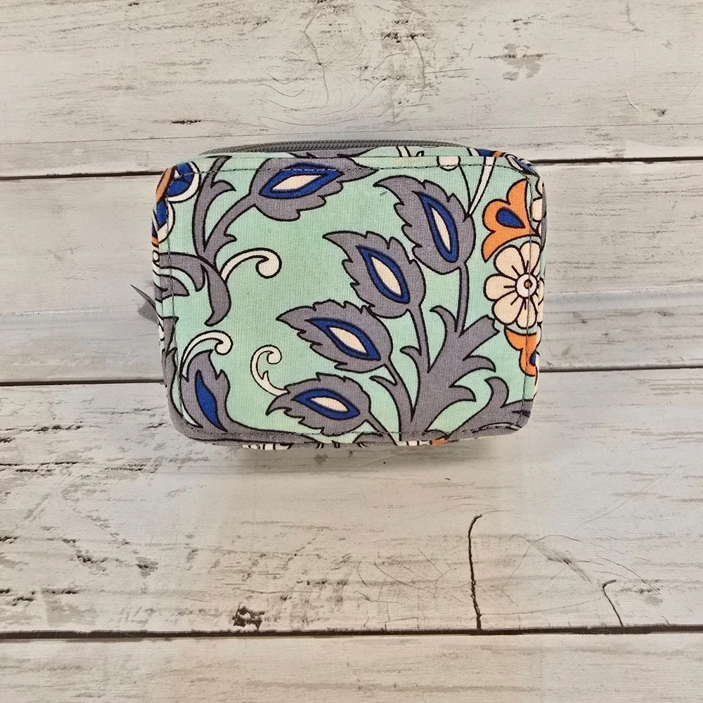 Vera Bradley Pill Case‎ Organizer Floral Paisley Mint Grey Travel Medicine Bag